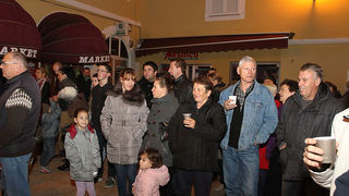 Bibinje: Božićni sajam na Trgu Franje Tuđmana Bibinje: Božićni sajam na Trgu Franje Tuđmana
