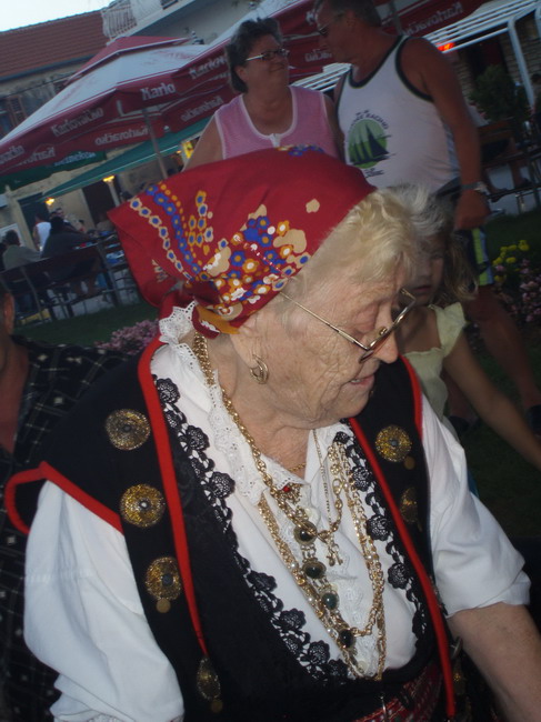 Materine uzance, Pakostabe 6.7.2008. Materine uzance, Pakostabe 6.7.2008.