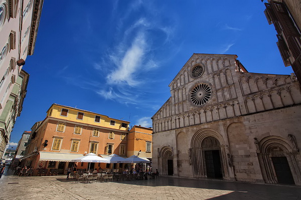 Skitnja gradom 30. kolovoza 2013. Foto: Roberto Lerga Skitnja gradom 30. kolovoza 2013. Foto: Roberto Lerga