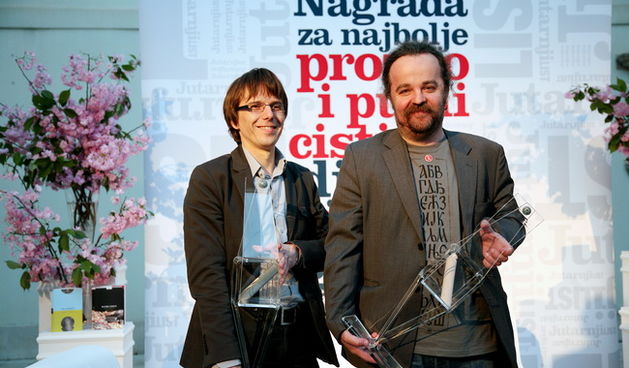 Zagreb, 280410.
Klovicevi dvori, Jezuitski trg 4. 
Dodjela nagrada Jutarnjeg lista za najbolje prozno i publicisticko djelo u 2009. godini. 
Dobitnik nagrade za prozu je Miljenko Jergovic a najbolji publicist je Miro Kovac za kojeg je nagradu preuzeo Sead