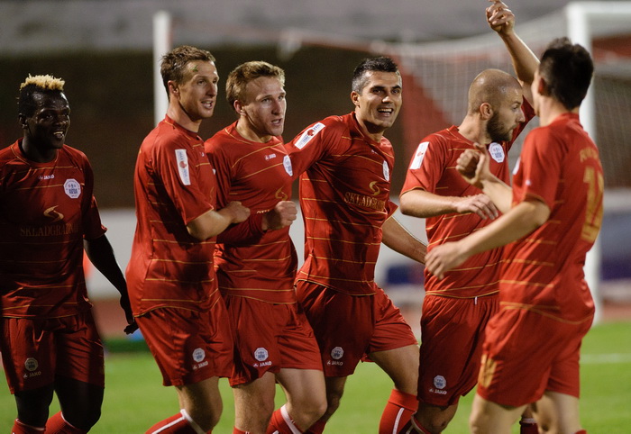 Split, 150912.
Stadion Park mladezi.
Nogometna utakmica 8. kola MAXtv 1. HNL Prve lige izmedju RNK Split i NK Zadar.
Na fotografij: slavlje igraca Splita nakon drugog pogotka koji je postigao Mate Pehar.
Foto:Tom Dubravec / CROPIX Split, 150912.
Stadion Park mladezi.
Nogometna utakmica 8. kola MAXtv 1. HNL Prve lige izmedju RNK Split i NK Zadar.
Na fotografij: slavlje igraca Splita nakon drugog pogotka koji je postigao Mate Pehar.
Foto:Tom Dubravec / CROPIX