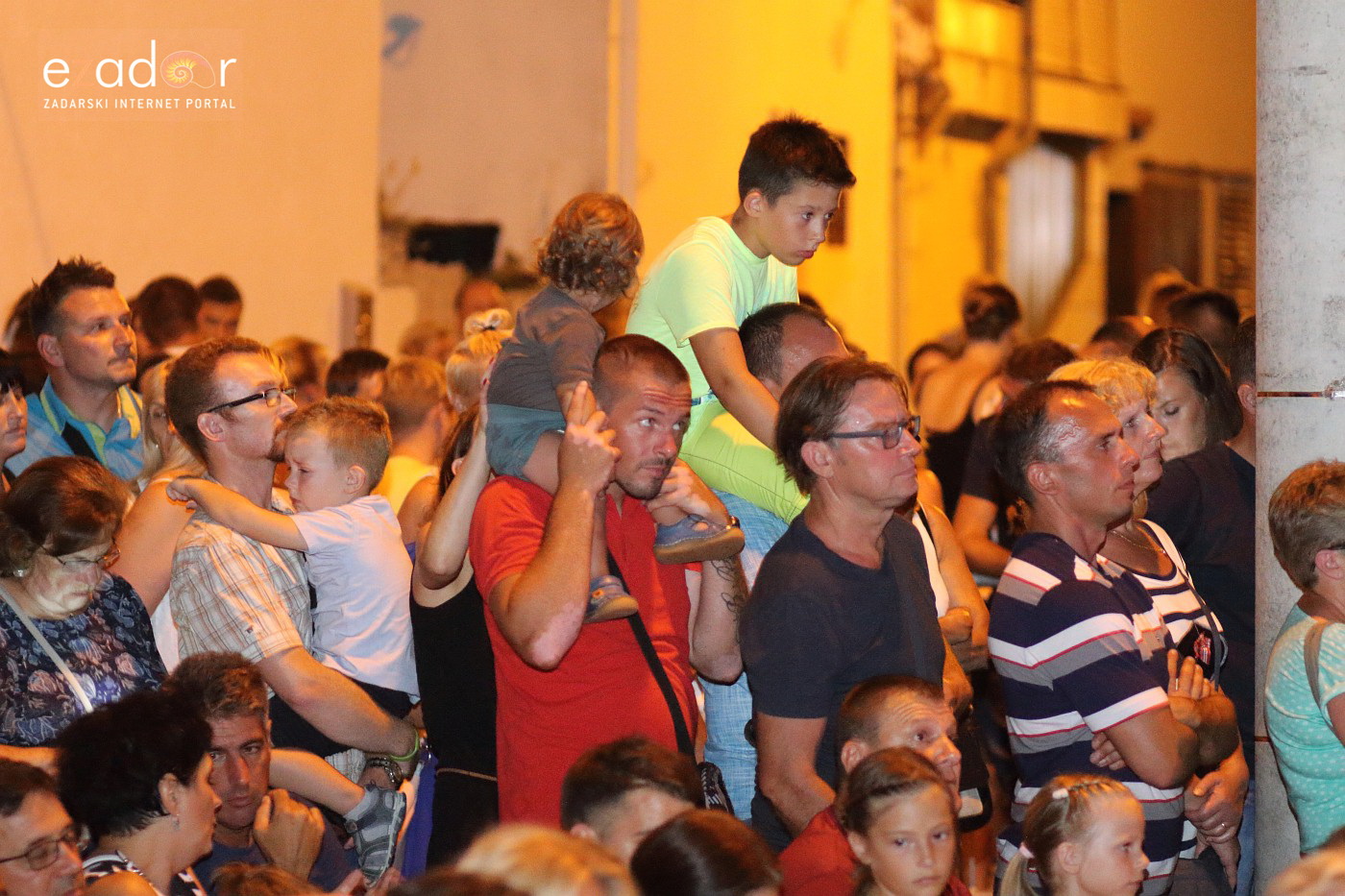 Bibinje: Koncert Tomislava Bralića i klape Intrade na Trgu Sri sela