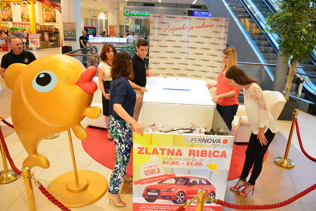 Supernova: Nogometno ludilo i izvlačenje dobitnika automobila Audi A1 Supernova: Nogometno ludilo i izvlačenje dobitnika automobila Audi A1