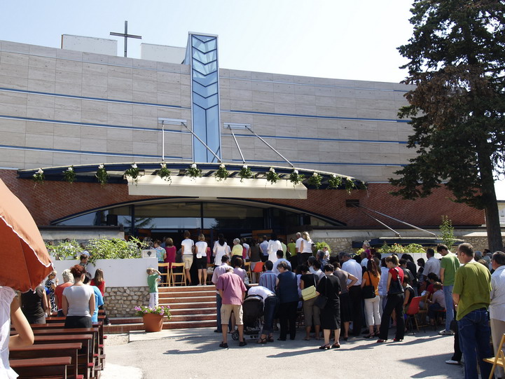 Bezafuza_Vela_Gospa_2007