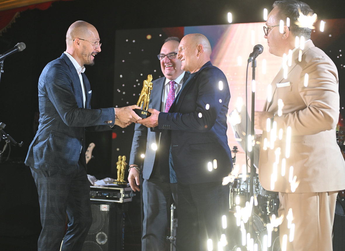 Brojni sportaši, legende i uglednici na proslavi 19. godišnjice emisije sport nedjeljom Brojni sportaši, legende i uglednici na proslavi 19. godišnjice emisije sport nedjeljom