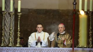 25.12.2013., Zadar – Svecanu misu polnocku povodom rodjenja Isusa Krista u katedrali svete Stosije predvodio je nadbiskup Zelimir Puljic. Photo: Filip Brala/PIXSELL 25.12.2013., Zadar – Svecanu misu polnocku povodom rodjenja Isusa Krista u katedrali svete Stosije predvodio je nadbiskup Zelimir Puljic. Photo: Filip Brala/PIXSELL