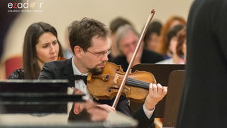 “Glazbena fantazija” Zadarskog komornog orkestra u Svečanoj dvorani Sveučilišta u Zadru. Solist Berislav Šipuš na klaviru, pod ravnanjem maestra Pavla Dešpalja “Glazbena fantazija” Zadarskog komornog orkestra u Svečanoj dvorani Sveučilišta u Zadru. Solist Berislav Šipuš na klaviru, pod ravnanjem maestra Pavla Dešpalja