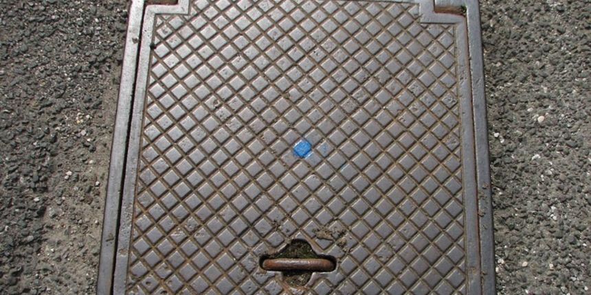 Kanalizacijski šaht, foto: lh4.ggpht.com Kanalizacijski šaht, foto: lh4.ggpht.com