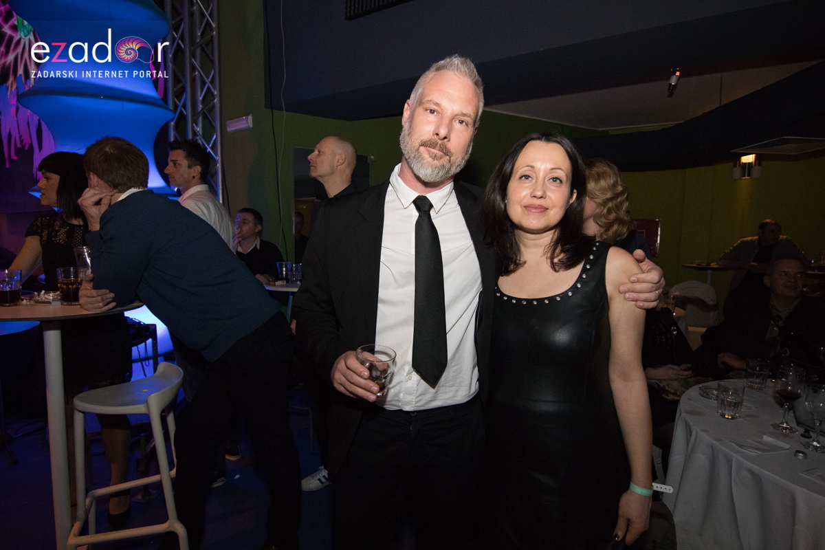 Ludnica u Saturnusu: Najbolji doček u svemiru i šire Ludnica u Saturnusu: Najbolji doček u svemiru i šire