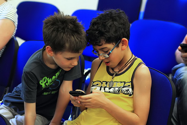 U Gradskoj knjižnici roditelji djece vrtića “Jadran” odigrali su predstavu “Kuća za smeće”, Foto. Roberto Lerga U Gradskoj knjižnici roditelji djece vrtića “Jadran” odigrali su predstavu “Kuća za smeće”, Foto. Roberto Lerga