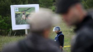 11. medjunarodni simpozij MINE ACTION 2014 odrzan je na podrucju nekadasnje vojne baze Sepurine, gdje su predstavljeni nacini u razminiravanju. Photo: Filip Brala/PIXSELL 11. medjunarodni simpozij MINE ACTION 2014 odrzan je na podrucju nekadasnje vojne baze Sepurine, gdje su predstavljeni nacini u razminiravanju. Photo: Filip Brala/PIXSELL