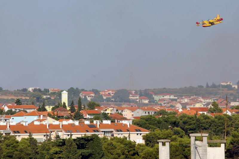Požar na Plovaniji 11. kolovoza 2013. Foto: Željko Mršić/PIXSELL Požar na Plovaniji 11. kolovoza 2013. Foto: Željko Mršić/PIXSELL