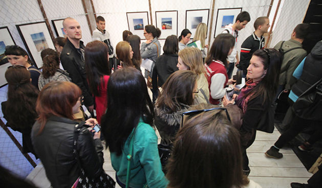 Izložba pobjednice 1. biennala hrvatske mlade fotografije
