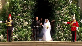 Prvi poljubac novopečenih mladenaca! (thumbnail) Prvi poljubac novopečenih mladenaca! (thumbnail)