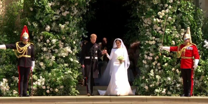 Prvi poljubac novopečenih mladenaca! (thumbnail) Prvi poljubac novopečenih mladenaca! (thumbnail)