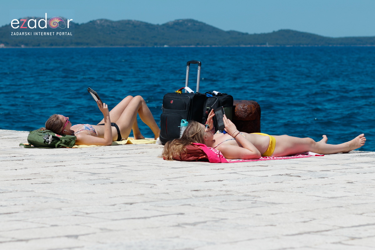 Đir po gradu, ponedjeljak 24. lipnja 2019. Đir po gradu, ponedjeljak 24. lipnja 2019.