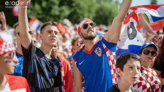 Navijačko ludilo u Zadru za vrijeme i nakon finala Svjetskog prvenstva Navijačko ludilo u Zadru za vrijeme i nakon finala Svjetskog prvenstva
