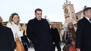 Image 1033333 (auto) Image 1033333 (auto)