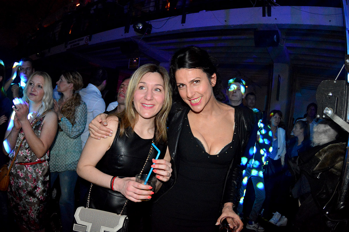 Oliver Dragojević & Dupini oduševili Zadrane ; foto Iva Perinčić