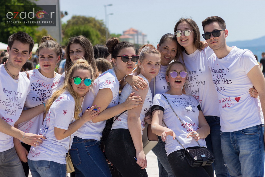 Ludijada zadarskih maturanata na Pozdravu suncu i Morskim orguljama