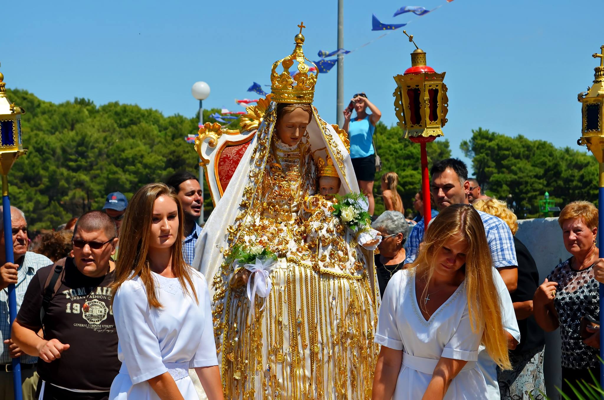 Kukljica: Proslavljen 502. blagdan Gospe od Sniga. Foto: Tihomir Gržinčić Kukljica: Proslavljen 502. blagdan Gospe od Sniga. Foto: Tihomir Gržinčić