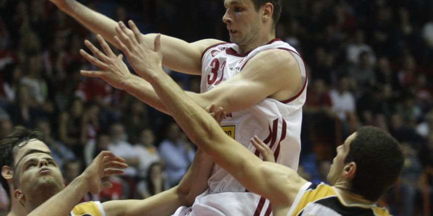 Zagreb, 230512.Dvorana II Doma Sportova.Kosarkaska utakmica Liga za prvaka ( prvenstvo Hrvatske ) majstorica polufinala ( 3. utakmica ) KK Cedevita – KK Split 96 : 70.Na slici: Marko Car 32, Filip Najev 11, Luka Babic 8.Foto: Nenad Dugi / CROPIX Zagreb, 230512.Dvorana II Doma Sportova.Kosarkaska utakmica Liga za prvaka ( prvenstvo Hrvatske ) majstorica polufinala ( 3. utakmica ) KK Cedevita – KK Split 96 : 70.Na slici: Marko Car 32, Filip Najev 11, Luka Babic 8.Foto: Nenad Dugi / CROPIX