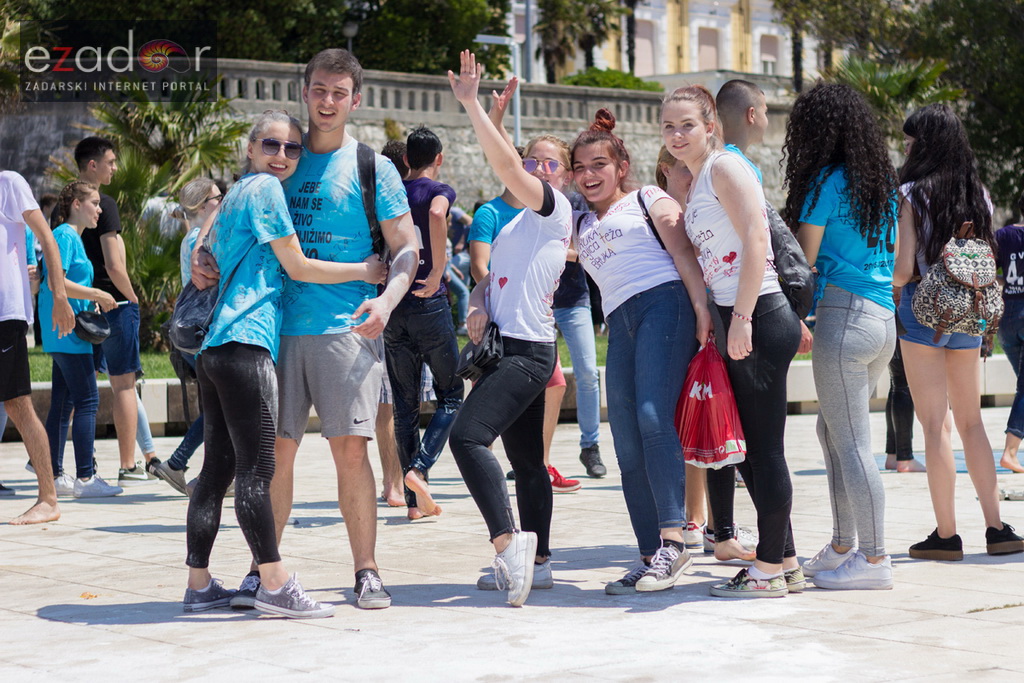 Ludijada zadarskih maturanata na Pozdravu suncu i Morskim orguljama