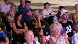 Dašak Italije: Koncert Nere Gojanović, Gordane Pavić i Vladimira Garića na rivi u Petrčanima