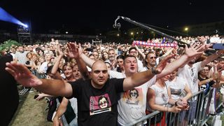 Mišo Kovač i prijatelji na Starom placu u Splitu Mišo Kovač i prijatelji na Starom placu u Splitu