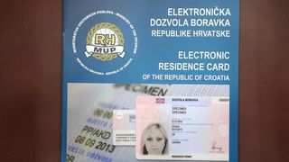 U Ravnateljstvu policije predstavljeni su prijedlozi novih registracijskih tablica za vozila. Ujedno je predstavljeno i vozilo mobilnog ureda za upravne poslove. Photo: Davor Puklavec/PIXSELL U Ravnateljstvu policije predstavljeni su prijedlozi novih registracijskih tablica za vozila. Ujedno je predstavljeno i vozilo mobilnog ureda za upravne poslove. Photo: Davor Puklavec/PIXSELL