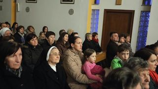 (V)Ladari i (V)Ladarice folklorne scene u Hrvatskoj još jednom oduševili Bibinjce. Foto: Leo Banić