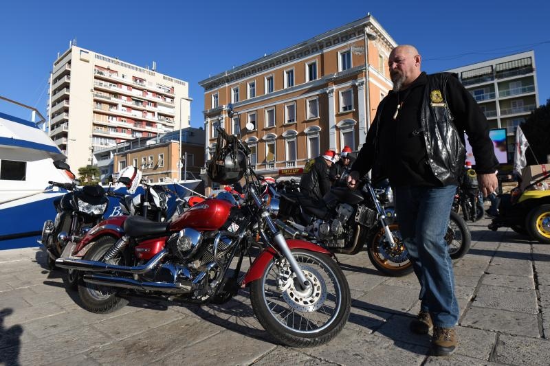 Bikeri moto kluba Bestije tradicionalno su posjetili i darivali djecu vrtica Latica