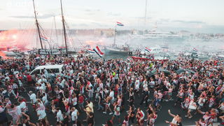 Zadar priredio čudesan doček svojim Vatrenim herojima (1)