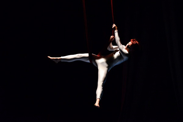 Circo Art u HNK Zadar izveo predstavu “Povratak u prirodu”