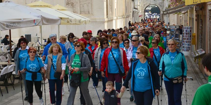 “Relaksice” u akciji “1000 koraka kroz 1000 ulica”, foto: Iva Perinčić “Relaksice” u akciji “1000 koraka kroz 1000 ulica”, foto: Iva Perinčić