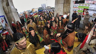 Karneval 2012: Pleme “Crna jama” iz rezervata Stanovi Karneval 2012: Pleme “Crna jama” iz rezervata Stanovi