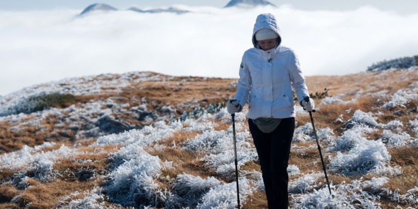 Paklenica, Juzni Velebit, Zadar, 171112
Izlet u NP Paklenica, dio juznog Velebita u trokutu Veliko rujno – skloniste na Strugama – Vaganski vrh.
Na fotografiji: detalj s izleta; setnja po Vaganskom vrhu
Foto: Luka Gerlanc / CROPIX