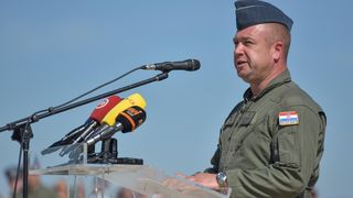 Svečanost povodom završetka obuke pilota na helikopterima OH-58D Kiowa Warrior Svečanost povodom završetka obuke pilota na helikopterima OH-58D Kiowa Warrior