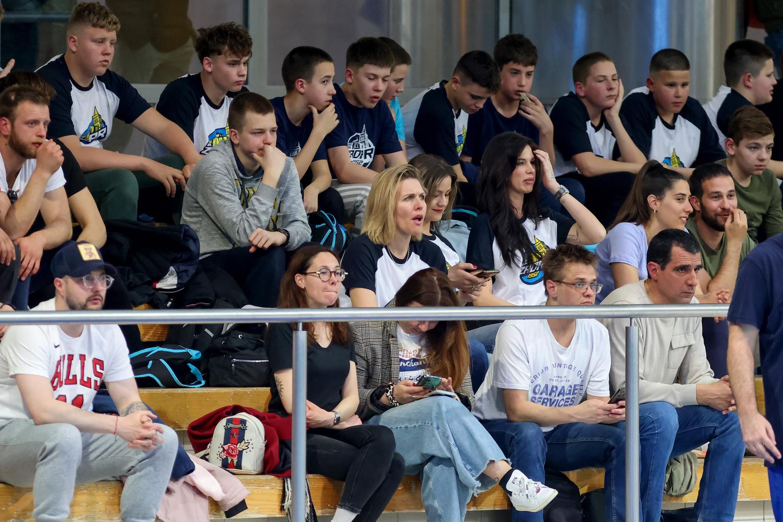 Zadar i Solaris odigrali prvu kvalifikacijsku utakmicu za plasman u Premier regionalnu ligu Zadar i Solaris odigrali prvu kvalifikacijsku utakmicu za plasman u Premier regionalnu ligu