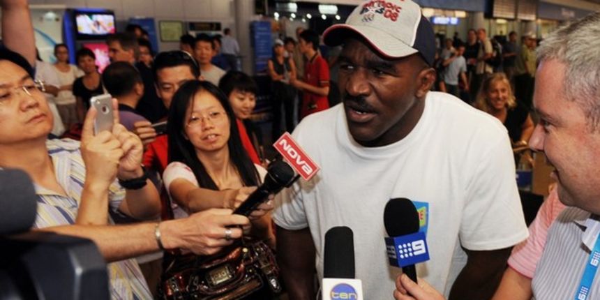 Evander Holyfield (daylife.com) Evander Holyfield (daylife.com)