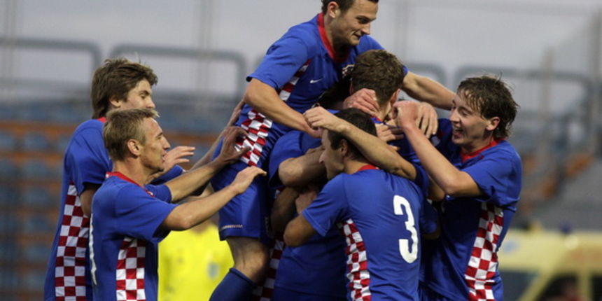 Varazdin, 131009. Na gradskom stadionu u Varazdinu igra se kvalifikacijska utakmica za Europsko prvenstvo reprezentacija (U21) Hrvatske i Srbije. Na slici: slavlje Hrvatske nakon 1:0 Foto: Zeljko Hajdinjak / Cropix Varazdin, 131009. Na gradskom stadionu u Varazdinu igra se kvalifikacijska utakmica za Europsko prvenstvo reprezentacija (U21) Hrvatske i Srbije. Na slici: slavlje Hrvatske nakon 1:0 Foto: Zeljko Hajdinjak / Cropix