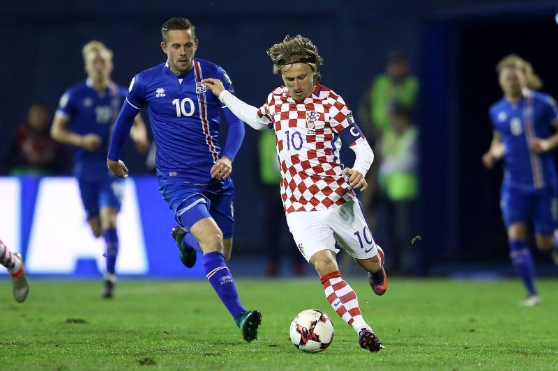 Image 379865 (auto) Image 379865 (auto)