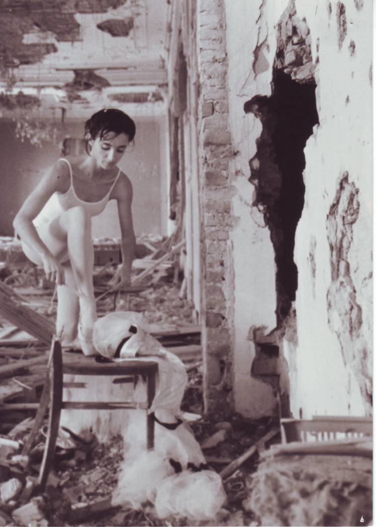 Zadarski plesni ansambl priprema izložbu za Dan obrane grada Zadra Zadarski plesni ansambl priprema izložbu za Dan obrane grada Zadra