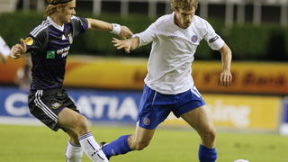 Split, 300910. Stadion Poljud. Nogometna utakmica drugog kola Europske lige, Hajduk – Anderlecht. Na fotografiji: Ivan Strinic. Foto: Ante Cizmic / CROPIX Split, 300910. Stadion Poljud. Nogometna utakmica drugog kola Europske lige, Hajduk – Anderlecht. Na fotografiji: Ivan Strinic. Foto: Ante Cizmic / CROPIX