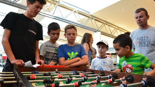 Supernova: Nogometno ludilo i izvlačenje dobitnika automobila Audi A1 Supernova: Nogometno ludilo i izvlačenje dobitnika automobila Audi A1