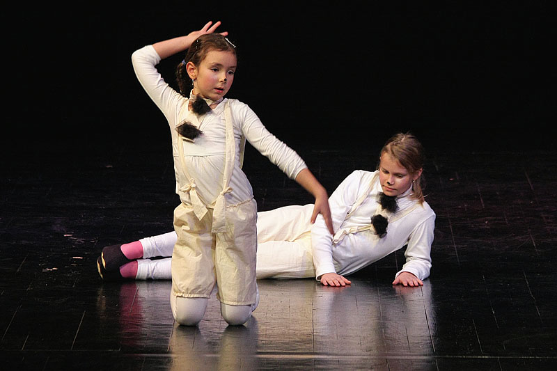 HKK Zadar – Plesna predstava: “Problemi jedne klinceze” (foto: Marin Gospić)