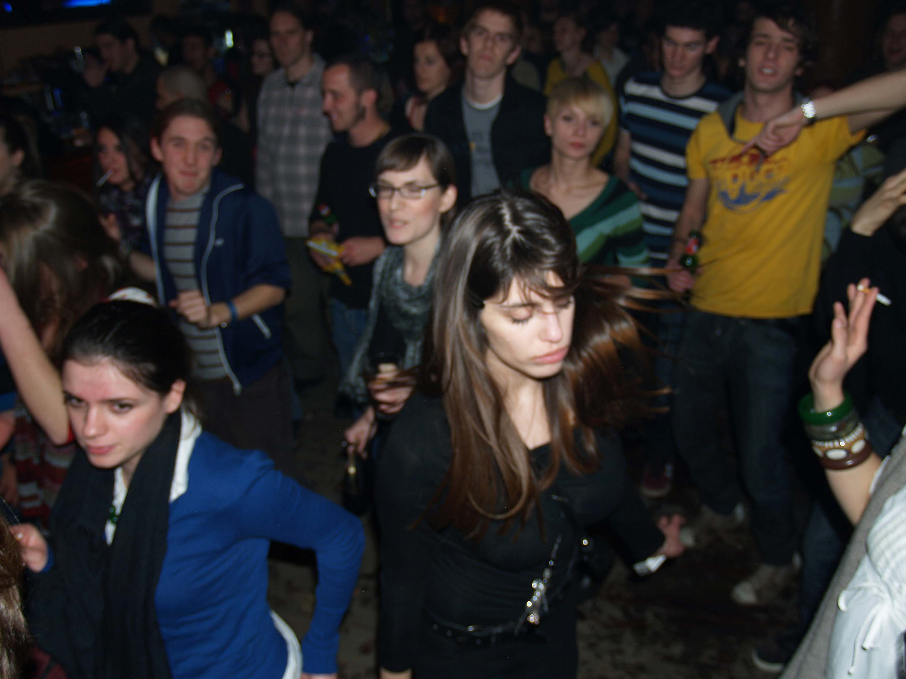 Letu štuke u Maya pub-u Letu štuke u Maya pub-u