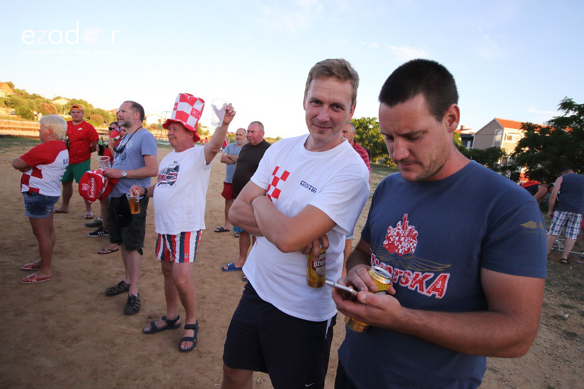 Bibinje: Navijanje za Vatrene i fešta nakon pobjede nad Rusijom