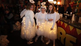 Cirkultura i Jasmin Stavros otvorili Maškare na Viru Cirkultura i Jasmin Stavros otvorili Maškare na Viru