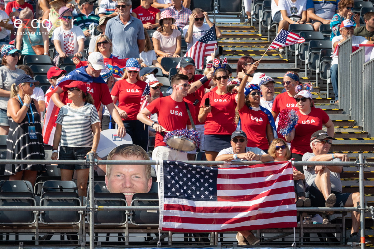 Davis Cup: Vruća navijačka atmosfera u meču Ćilića i Querreya